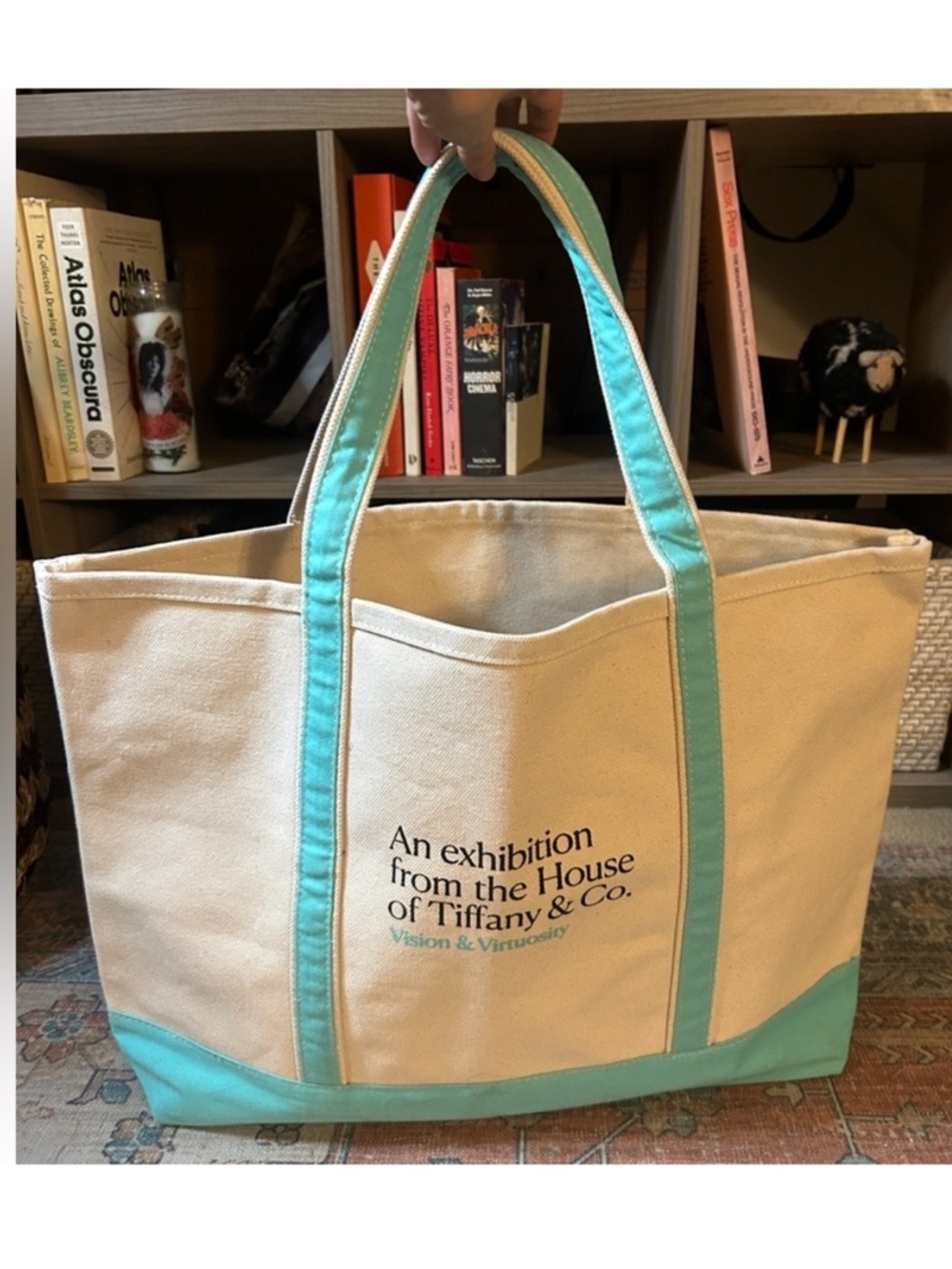 NEW TIFFANY & CO. Vision & Virtuosity Exhibit London Canvas Tote Bag Cream RARE - Picture 3 of 11